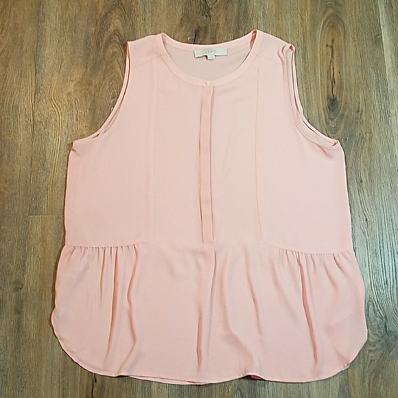 LOFT Tops - LOFT Sleeveless Blush Blouse